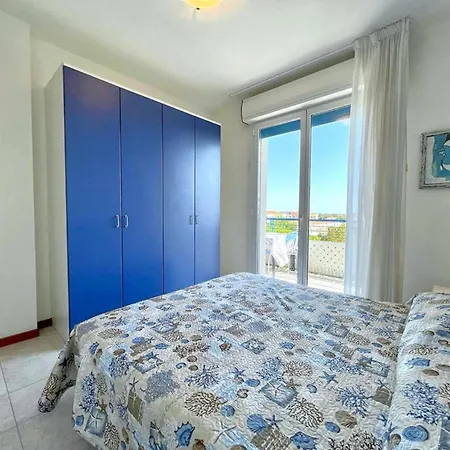 In Caorle With Balcony Διαμέρισμα